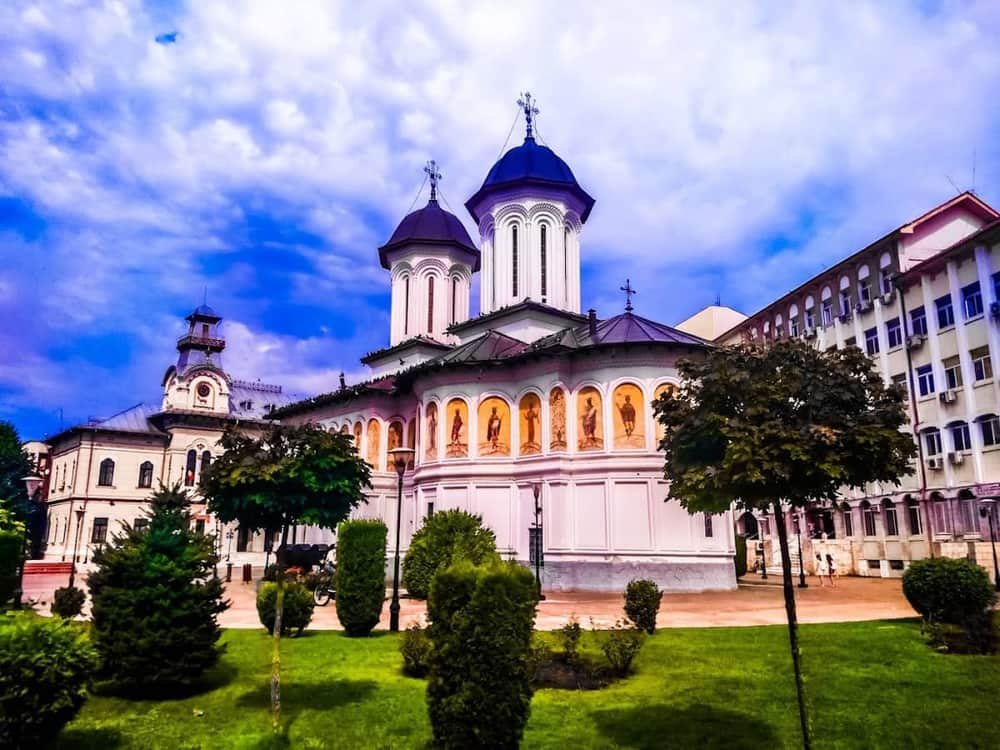 Catedrala Sfinții Voievozi