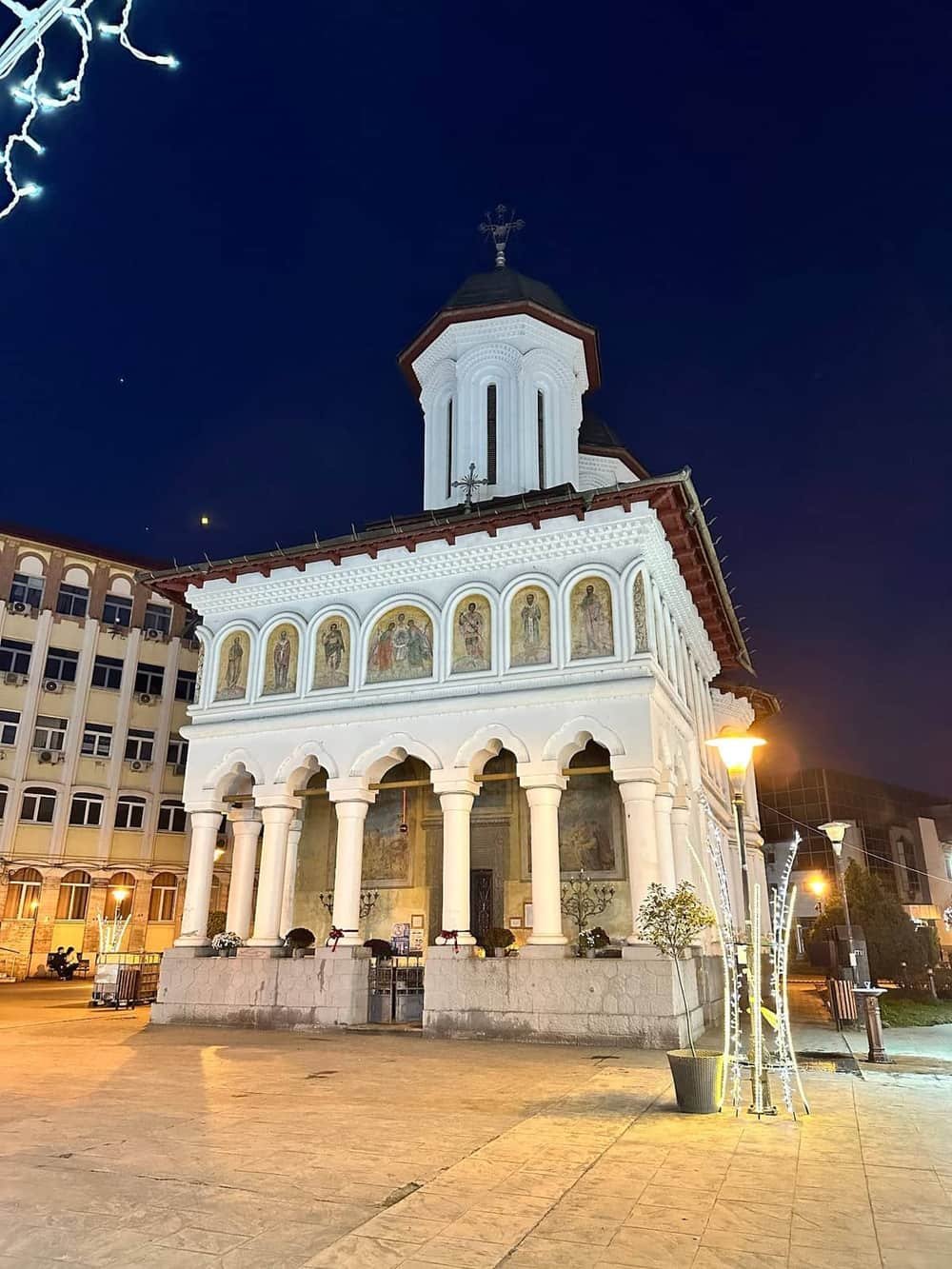 Catedrala Sfinții Voievozi — 2