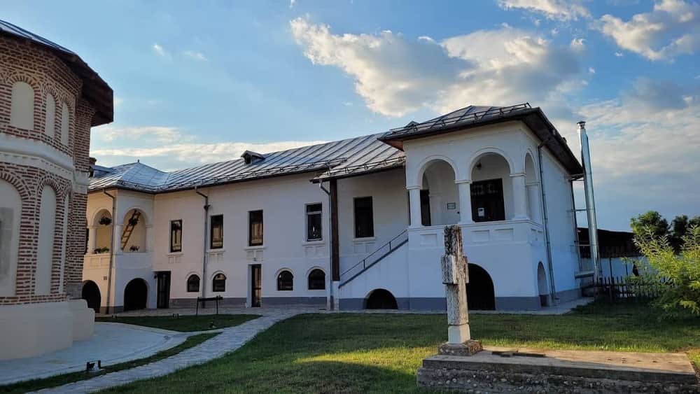 Mănăstirea Jitianu — 3