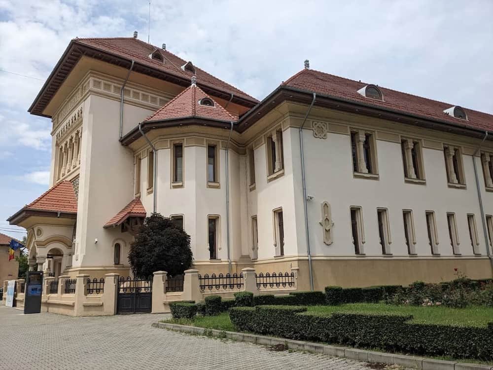 Oltenia's Museum of History and Archaeology — 2