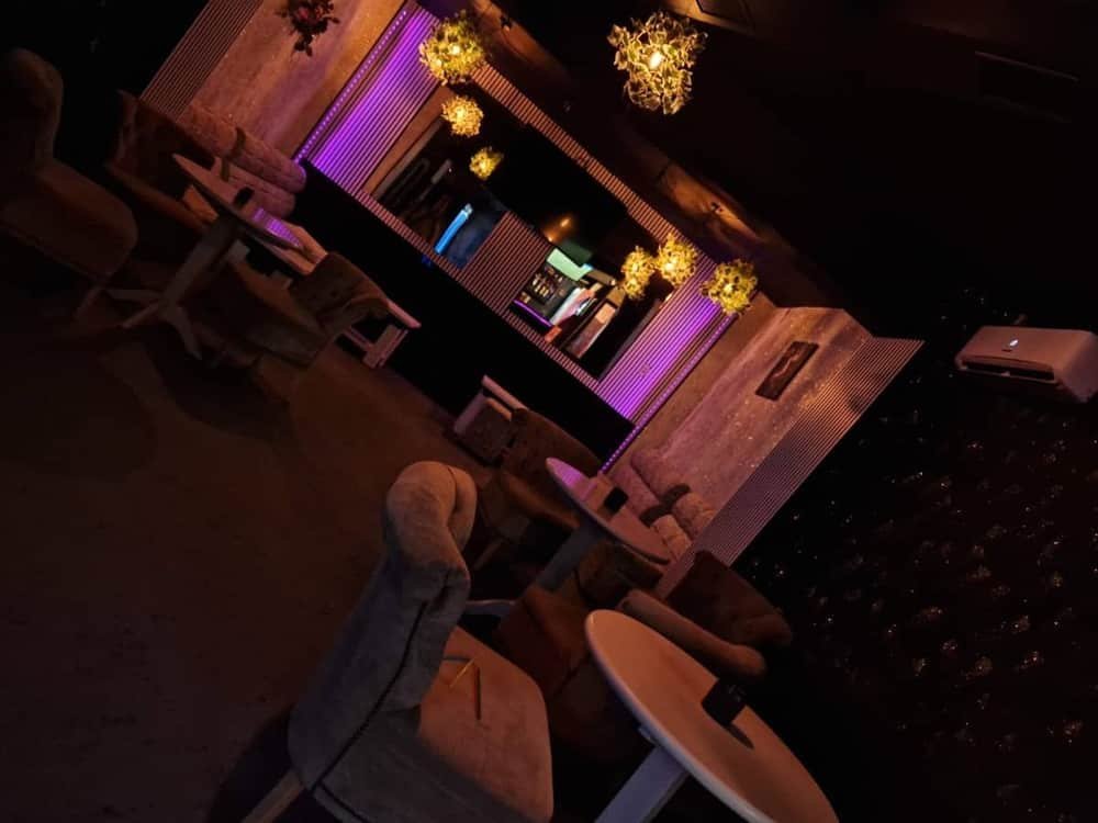 Street Cafe