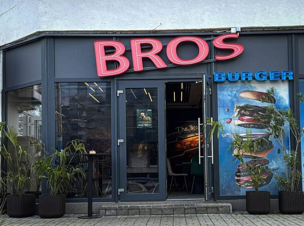 Bros Burger