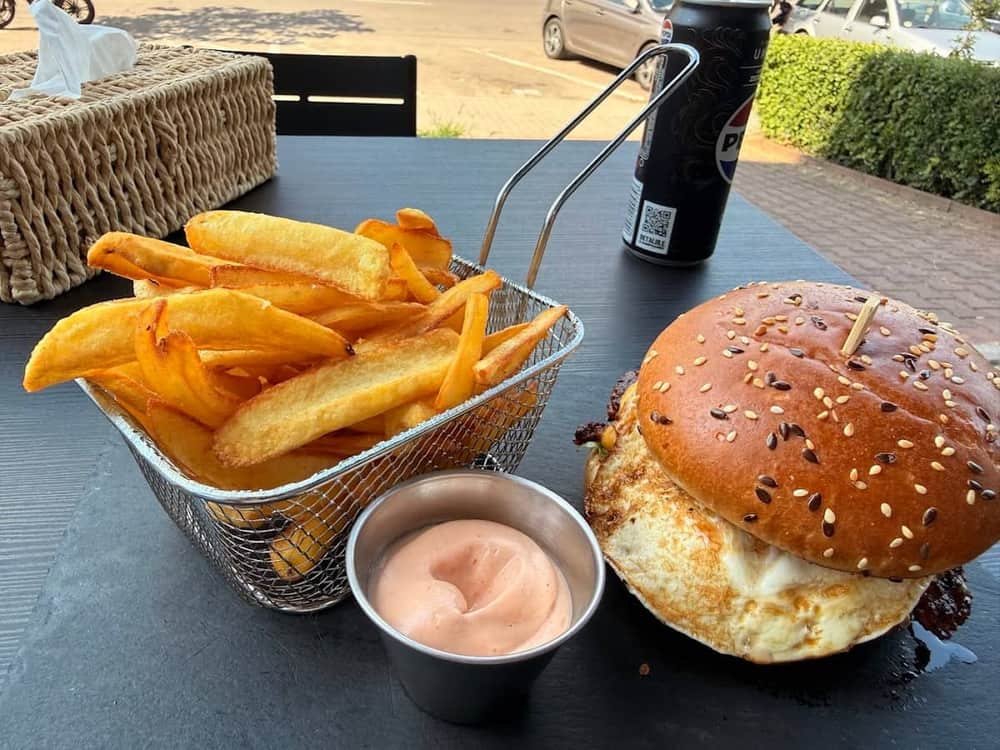 Bros Burger — 2