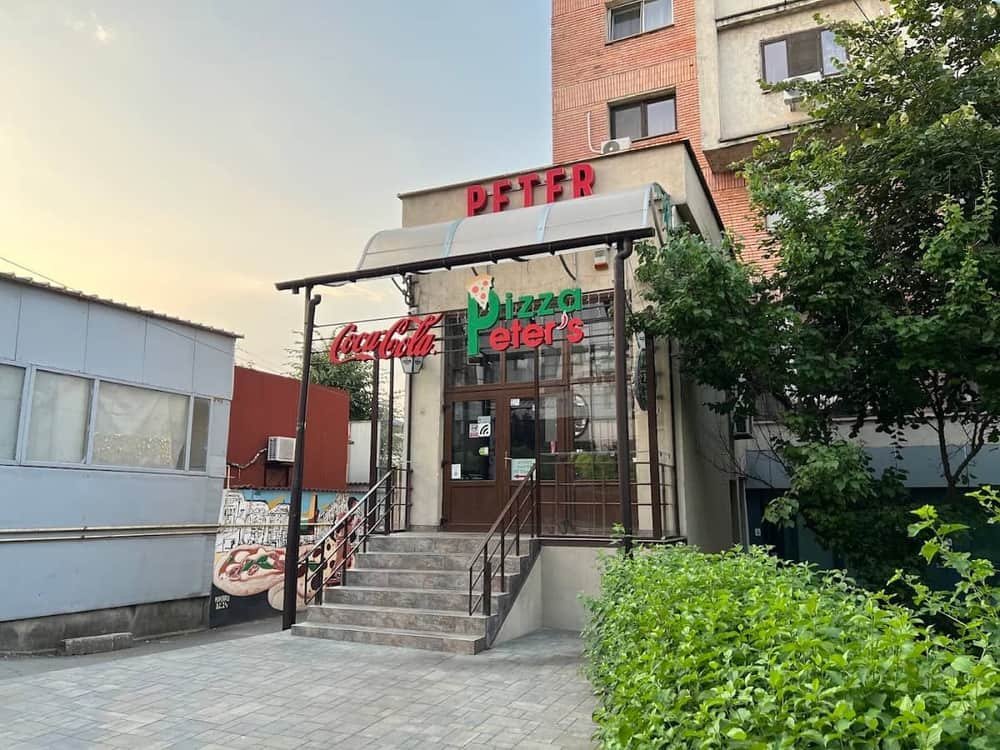 Pizza Peter's